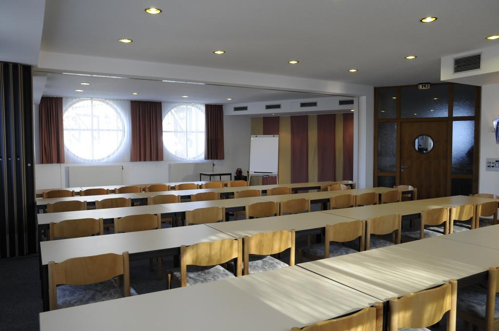 Parkhotel 참 외부 사진